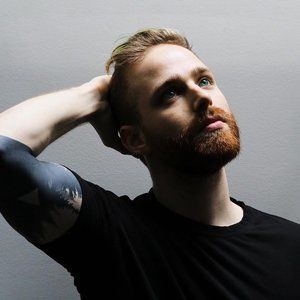 Meet your Posher, Jonathan